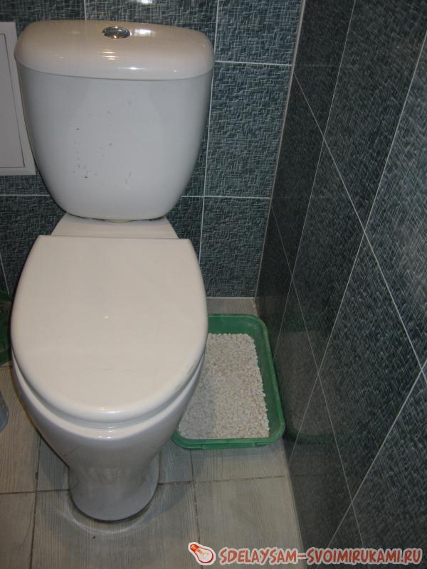 Недорогой и удобный способ наполнения кошачьего туалета